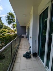 Vacanza @ East (D14), Condominium #451466521
